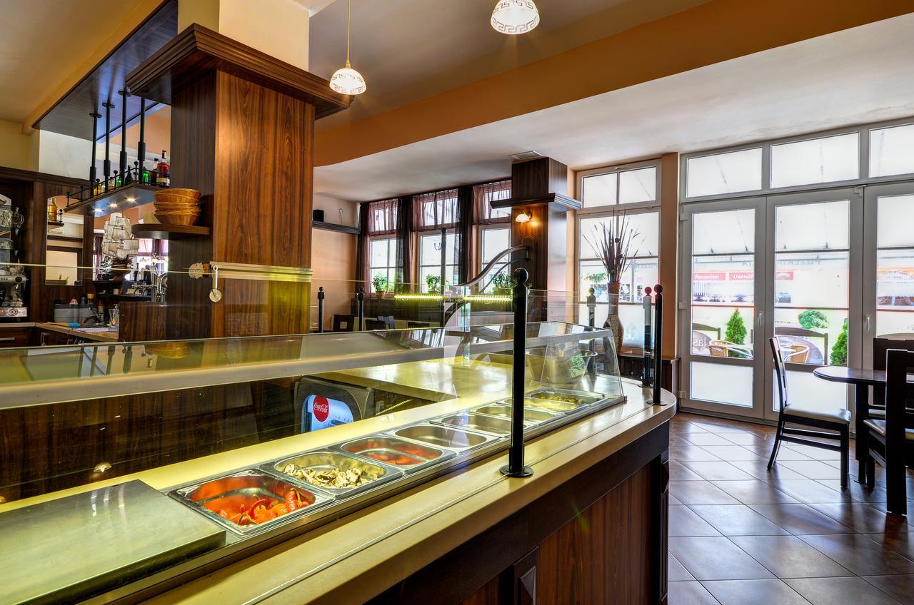 Hotel Pizzeria Istria Velké Losiny Kültér fotó
