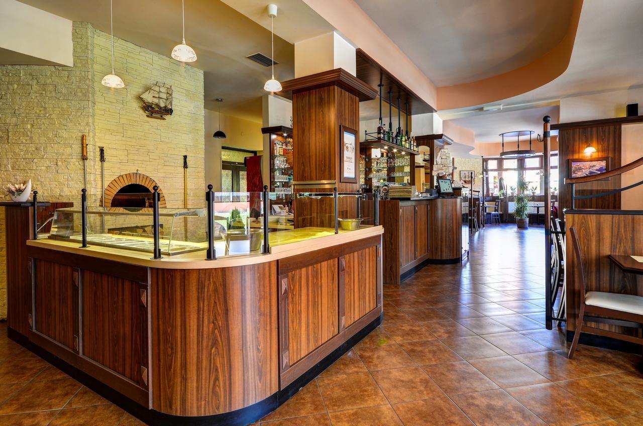 Hotel Pizzeria Istria Velké Losiny Kültér fotó